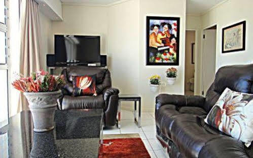Blouberg Beachfront Accommodation Bloubergstrand Kültér fotó