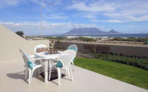 Blouberg Beachfront Accommodation Bloubergstrand Kültér fotó