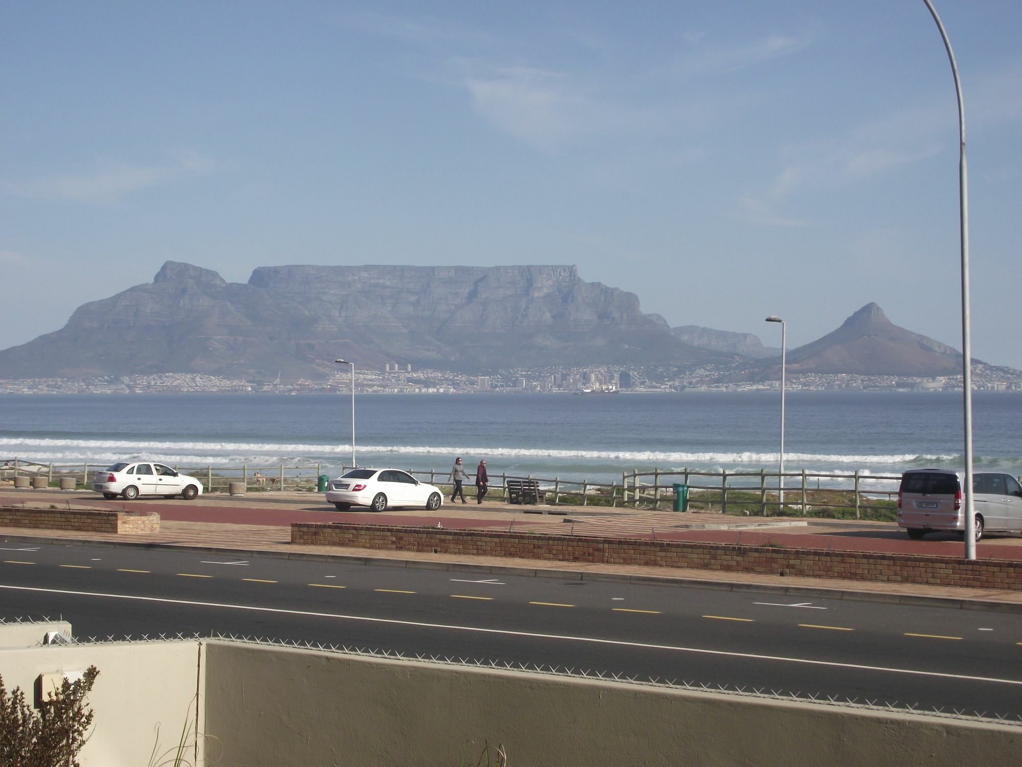 Blouberg Beachfront Accommodation Bloubergstrand Kültér fotó